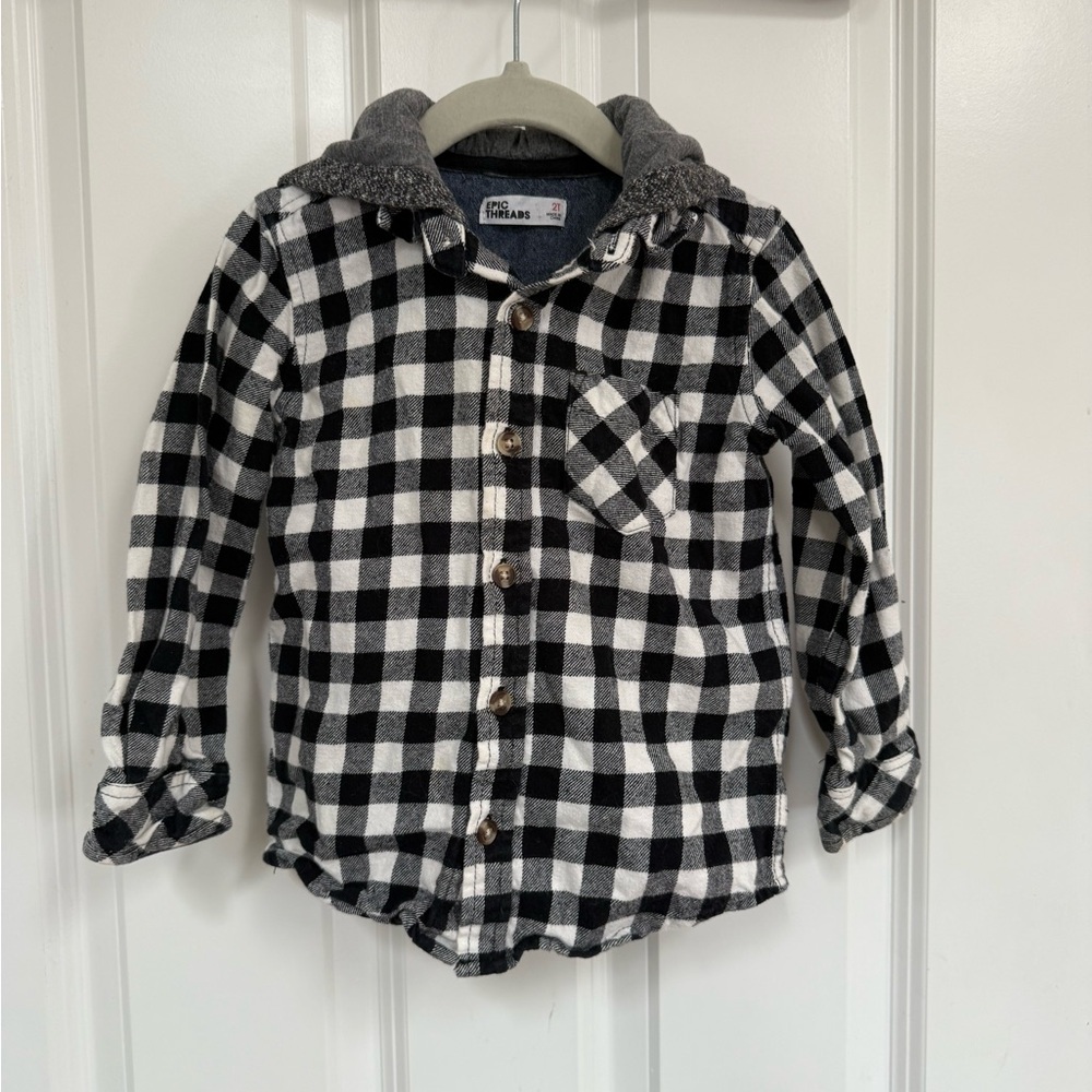 Epic Threads Black and White Plaid Button Down Shirt